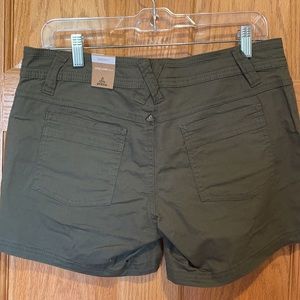Parma Cargo Green Tess short